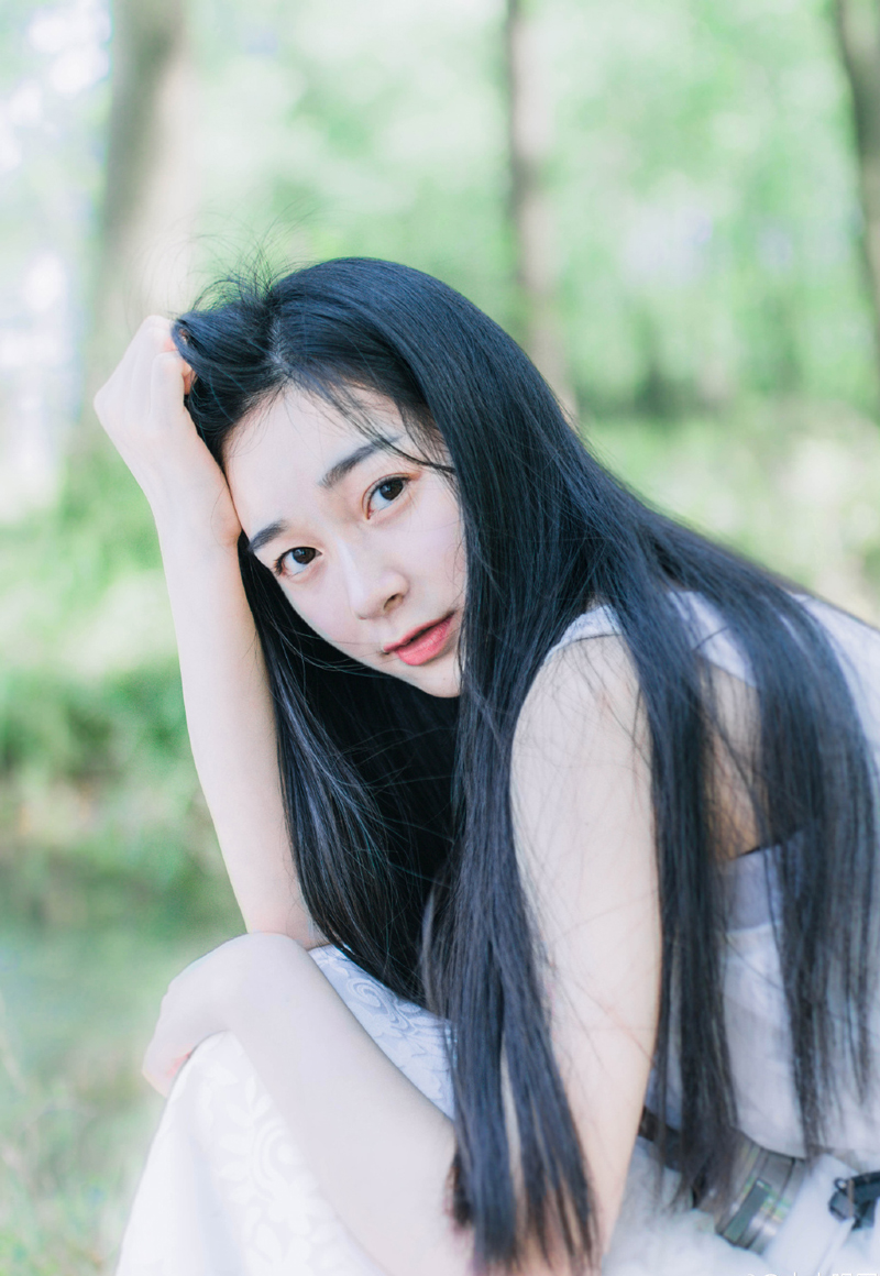 “吼~”